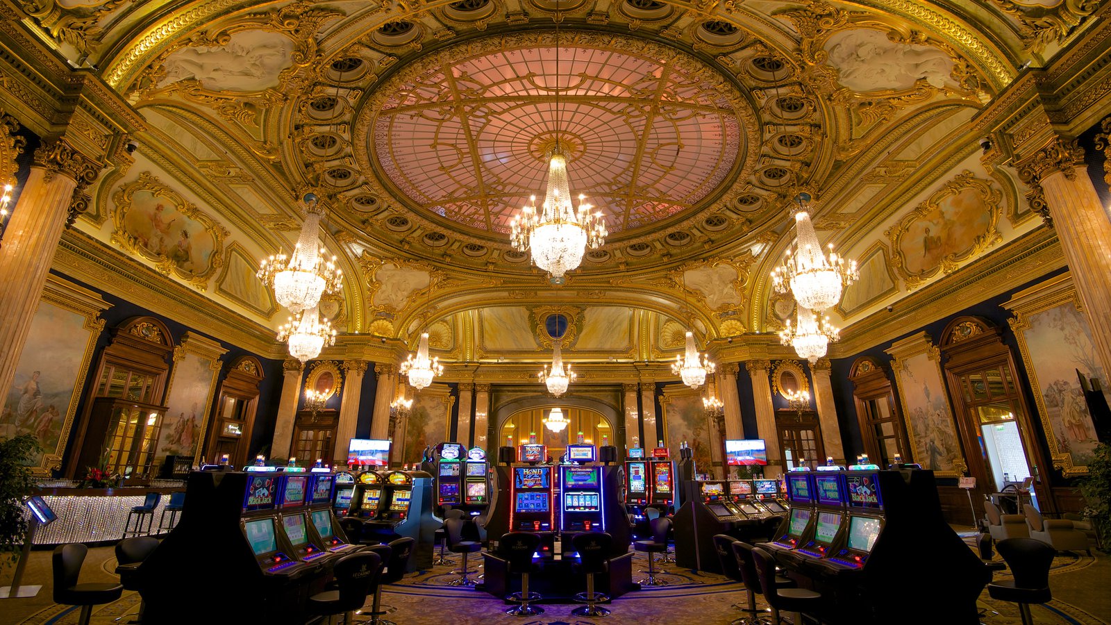 фото здания казино